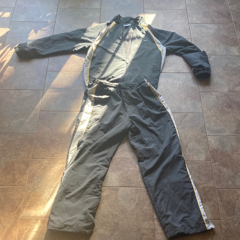 Nike vintage tracksuit